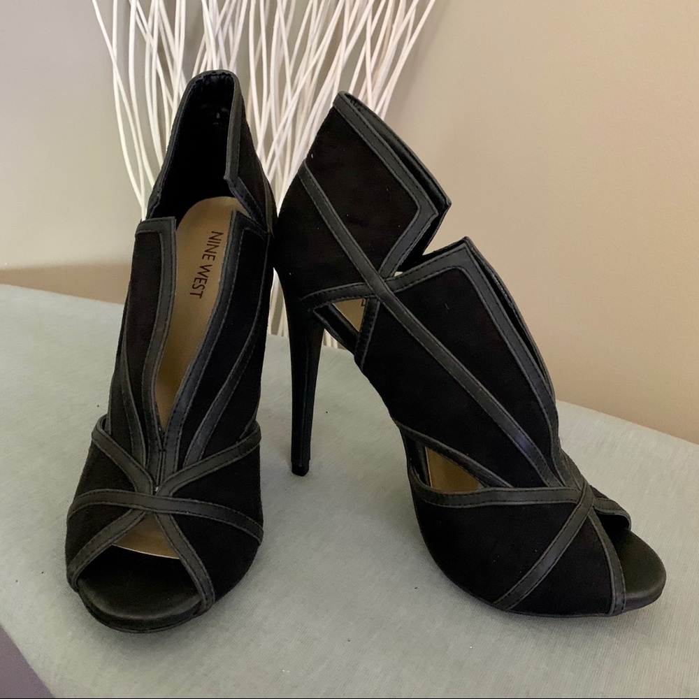 *NINE WEST Suede/ leather Peep Toe Heels